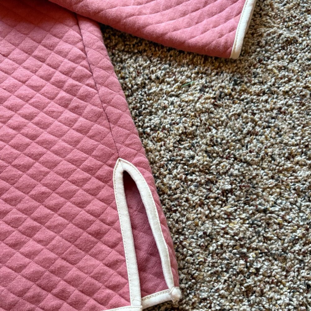 Rose Quilted Sweater - Picture 3 of 4